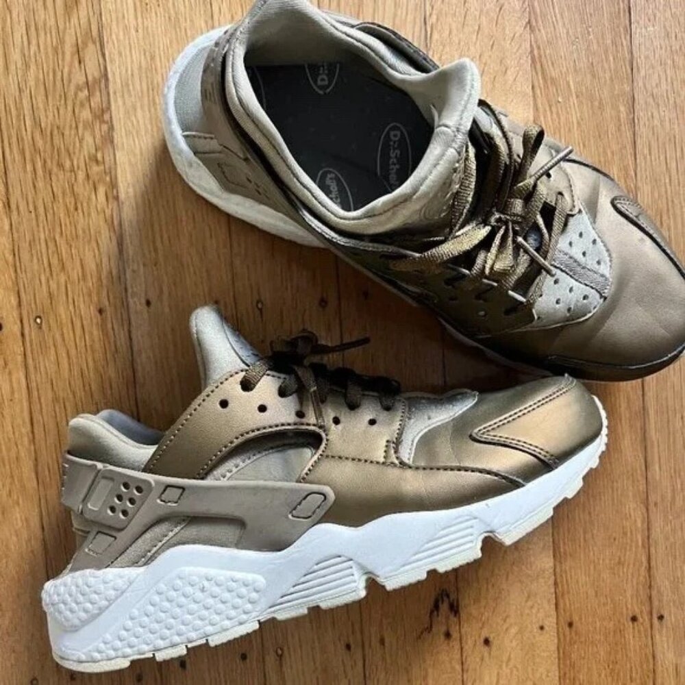 Nike Womens Air Huarache Run (KHAKI)